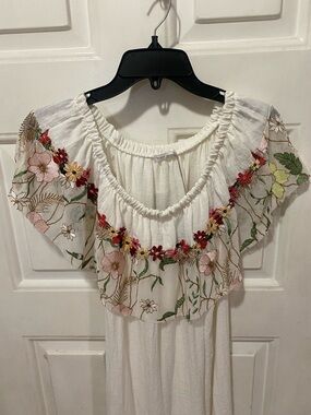 Shyloh Embroidered Off-Shoulder White Maxi Dress Ruffled Neckline Boho Style